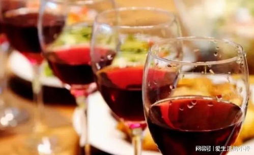 醫(yī)生提醒 痛風(fēng)患者牢記“3少吃、3不喝”，對腎功能有益，尤其遠(yuǎn)離烈酒甜味